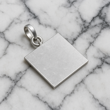 100 % SLIVER SQUARE PENDENT