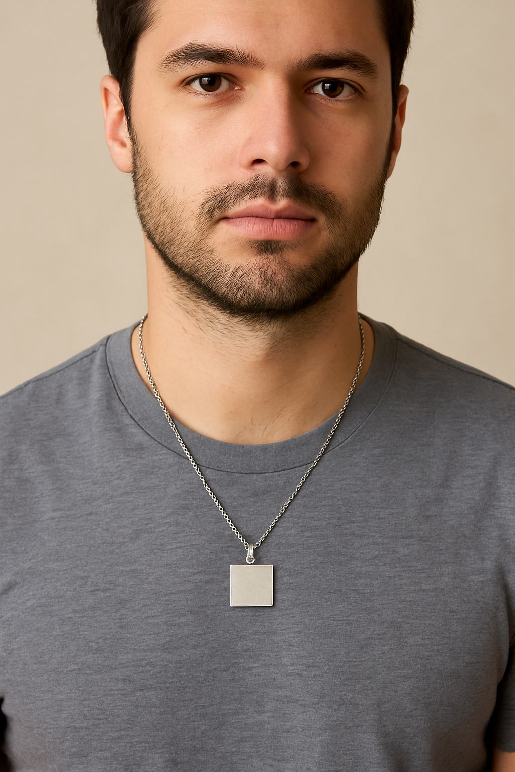 100 % SLIVER SQUARE PENDENT